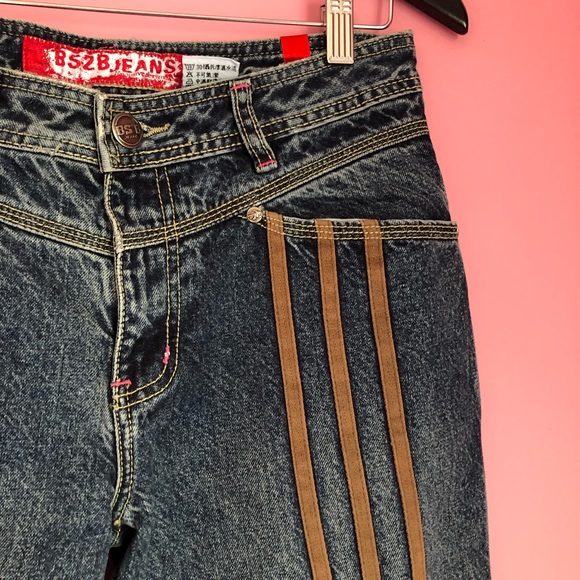 Jeans with Pink Contrast Stitching - Picture 5 of 16